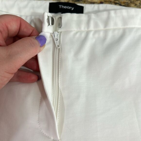 Theory White Cotton Blend Mid Rise Tapered Leg Pants Size 6 - Picture 3 of 9